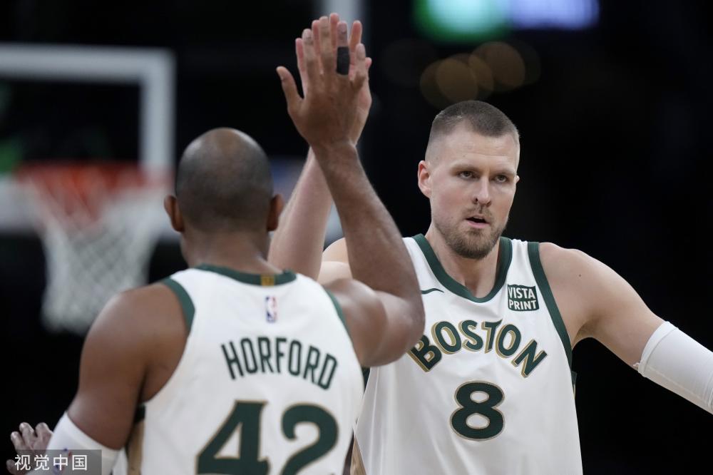 犯规被罚下 犯规被罚下