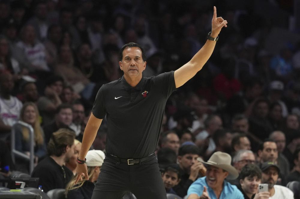 成功迈入女 成功迈入女