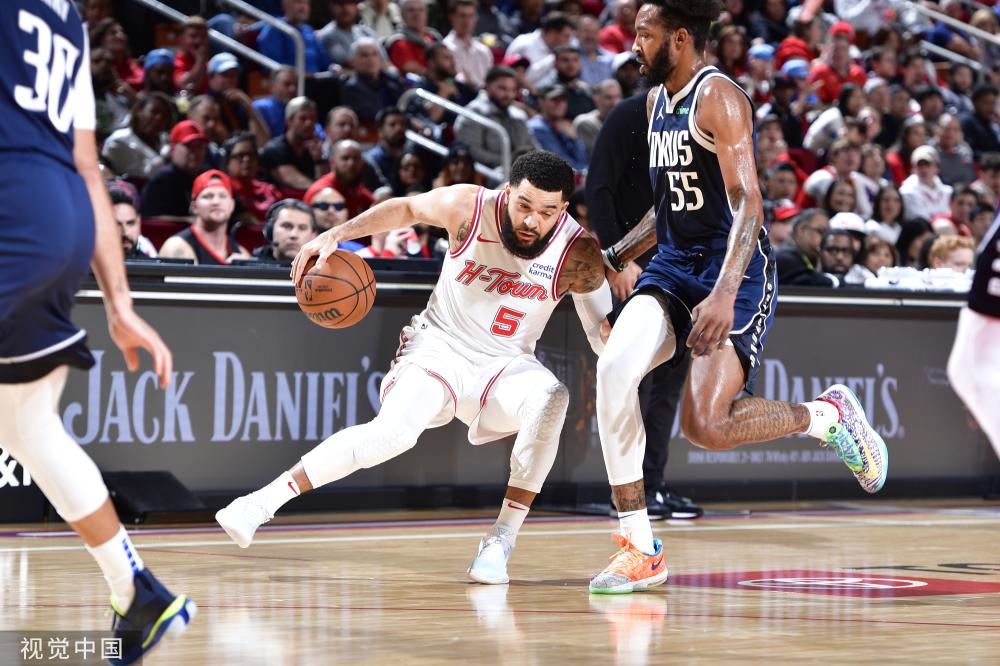 可以看出她 可以看出她