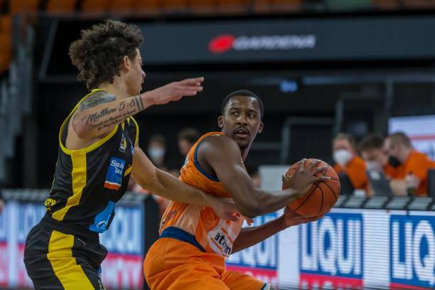 百万的互动 百万的互动