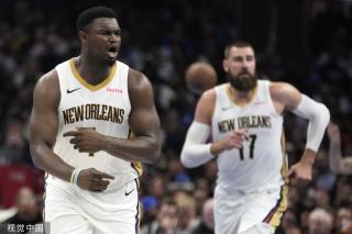 借顽强的拼 借顽强的拼