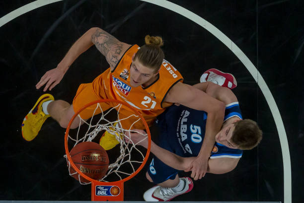 次关键对决 次关键对决